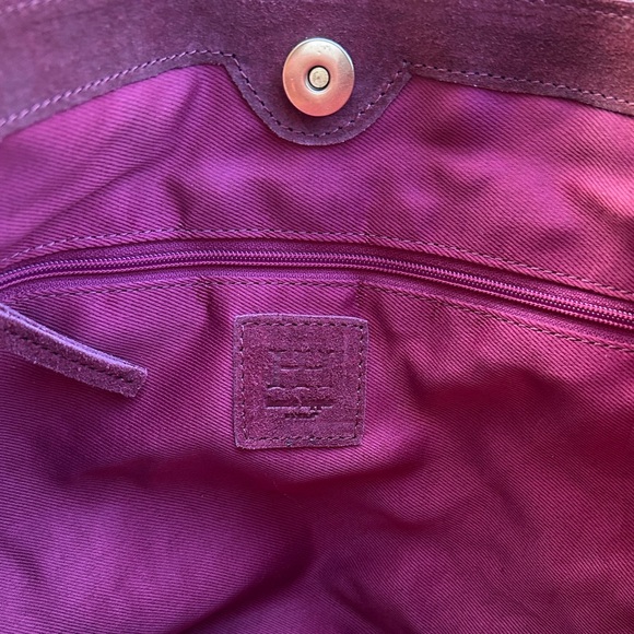 Haute Hippie Fringe Suede Bucket Bag Burgundy / Wine Boho Slouchy design ⭐️NWT⭐️ - Picture 11 of 15